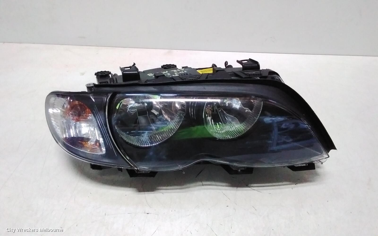 BMW 3 SERIES 2003 Right Headlamp