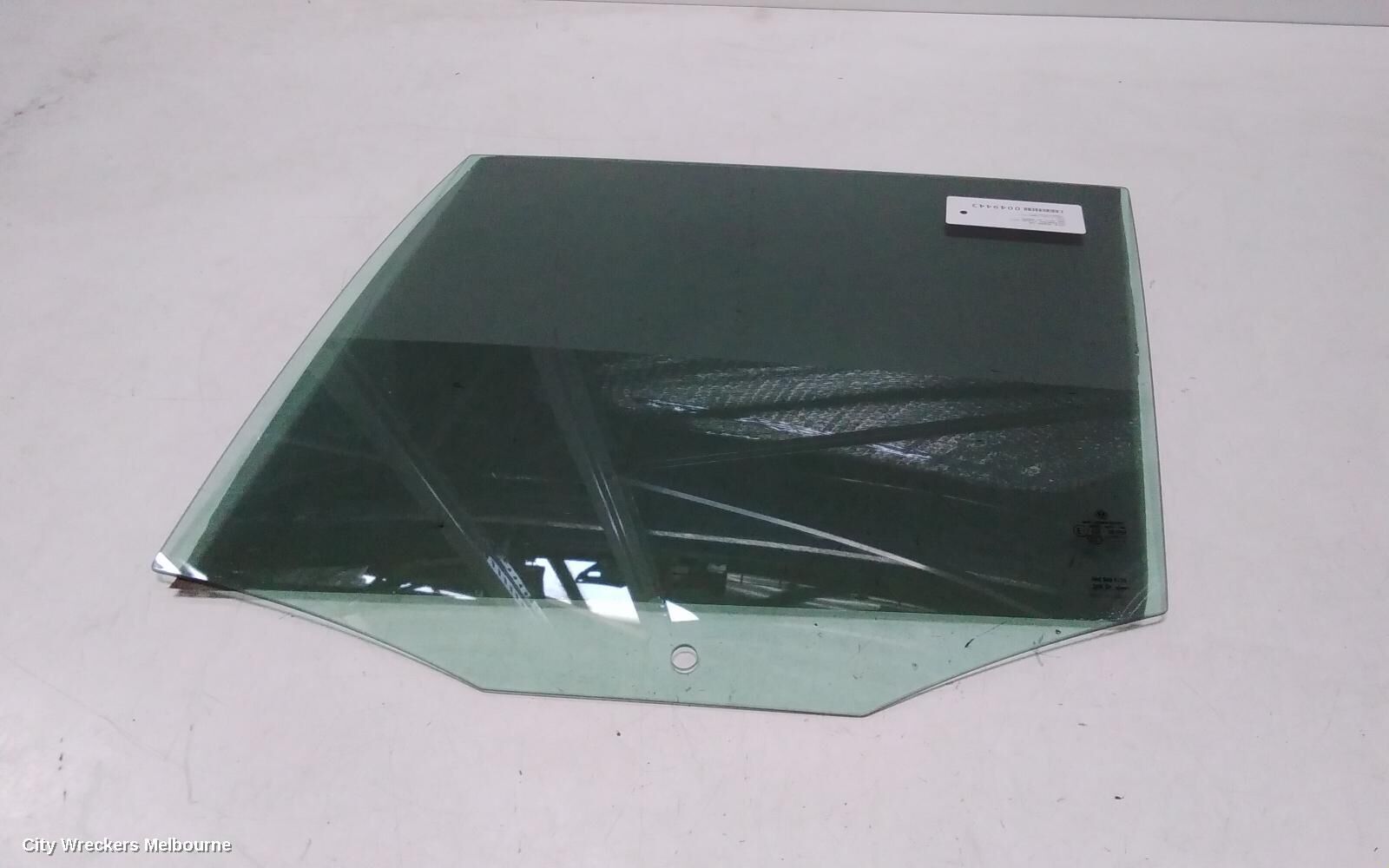VOLKSWAGEN TIGUAN 2010 Left Rear Door Window