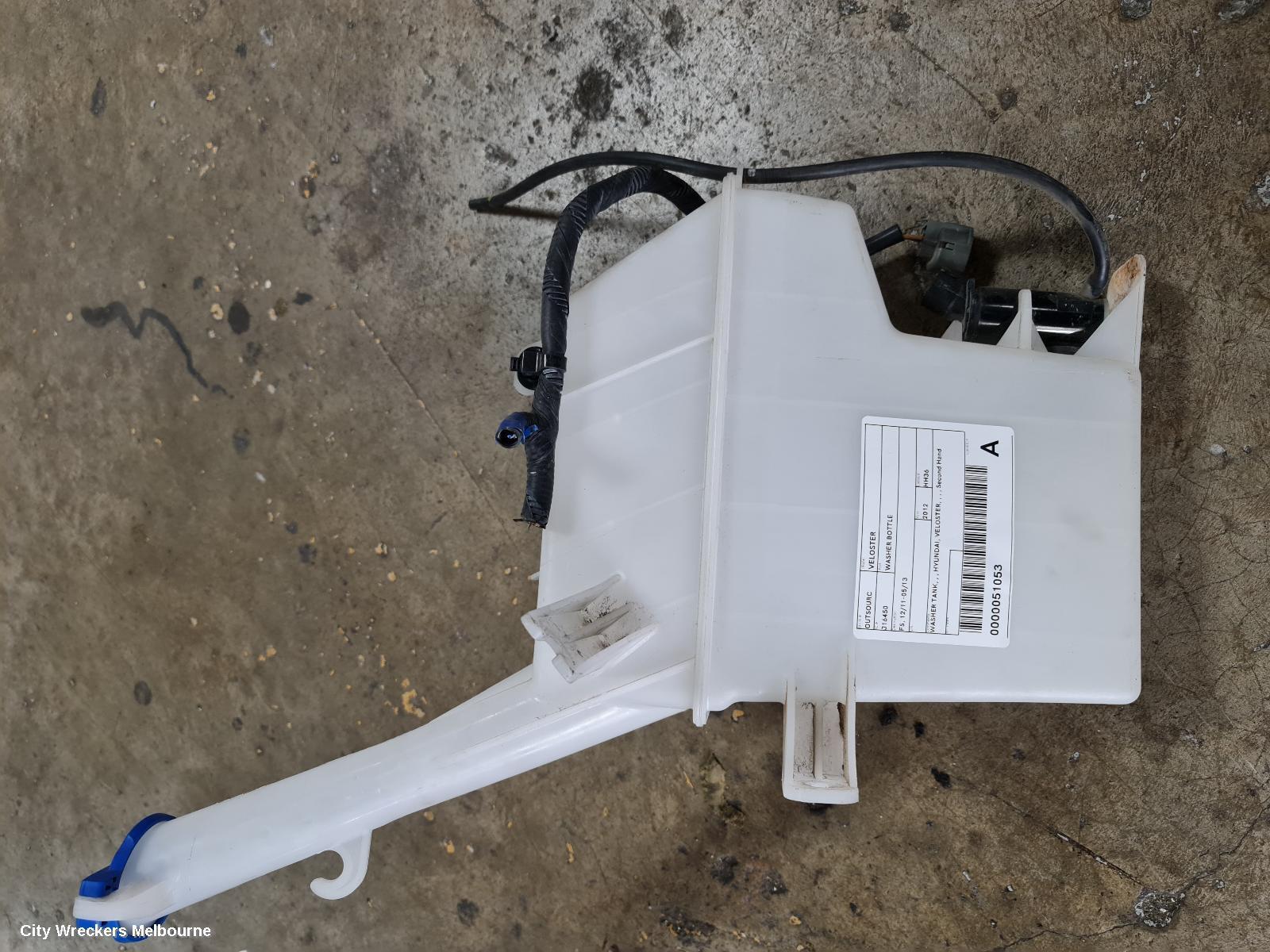 HYUNDAI VELOSTER 2012 Washer Bottle