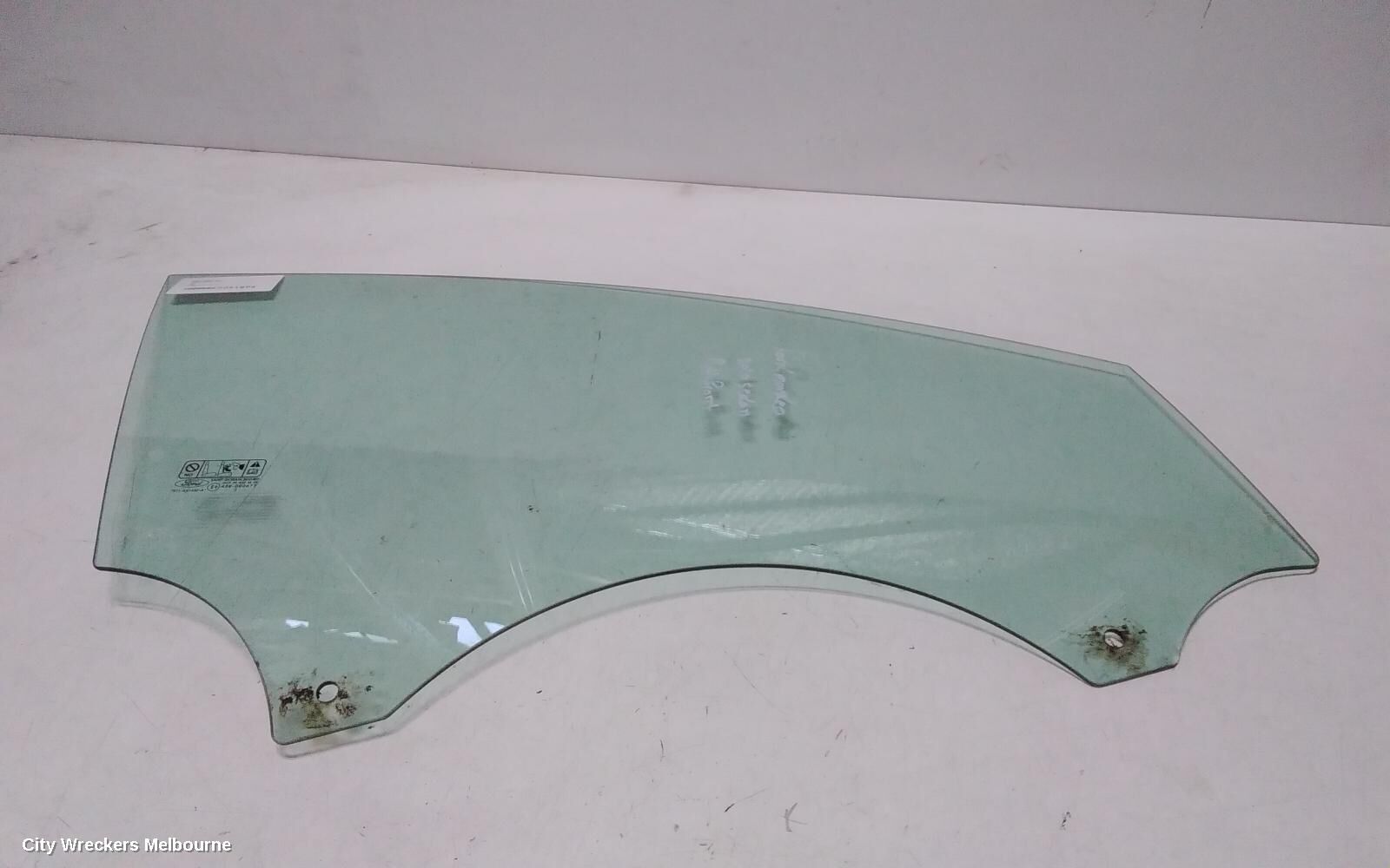 FORD MONDEO 2010 Right Front Door Window