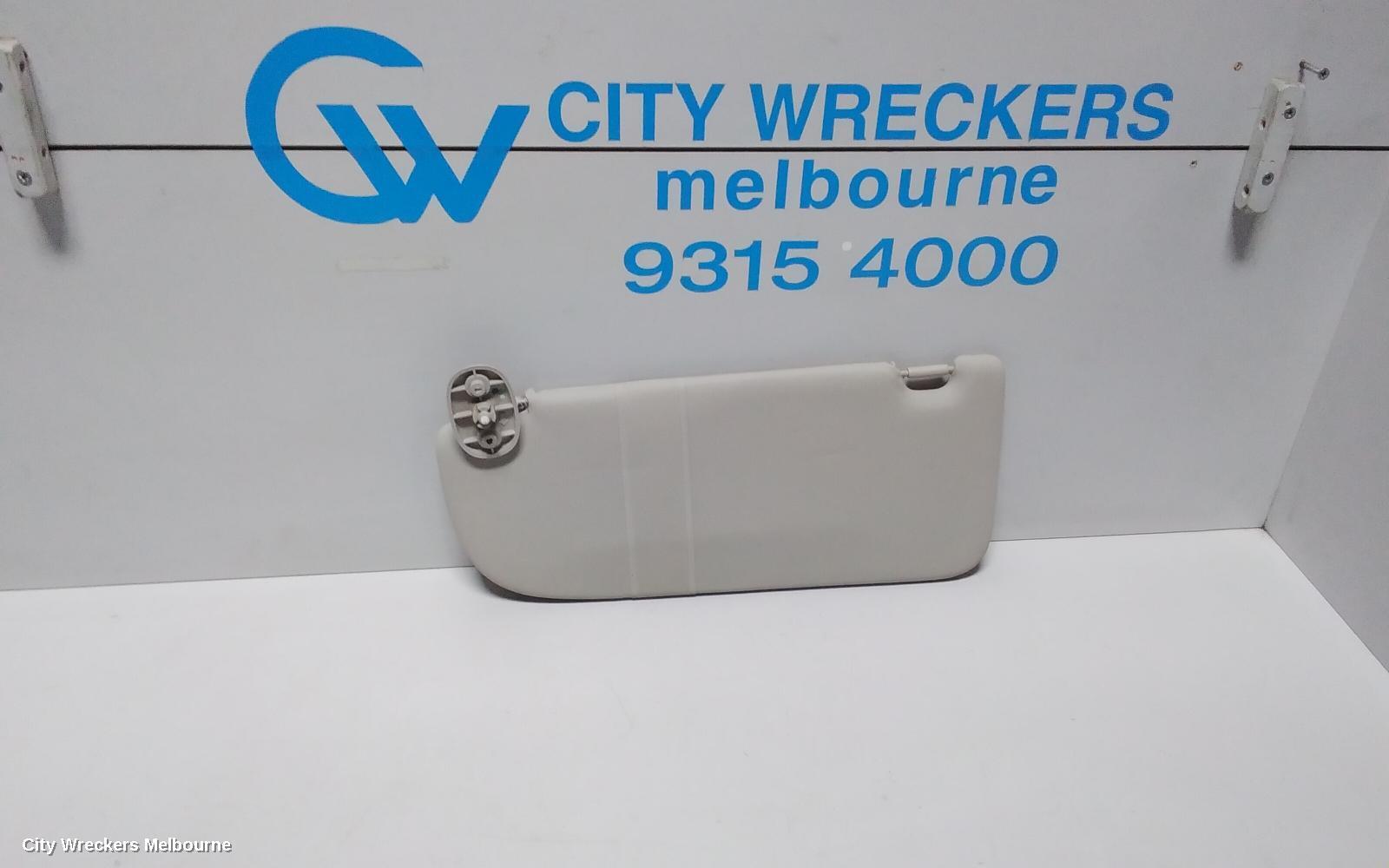 HOLDEN COLORADO 2013 Sunvisor