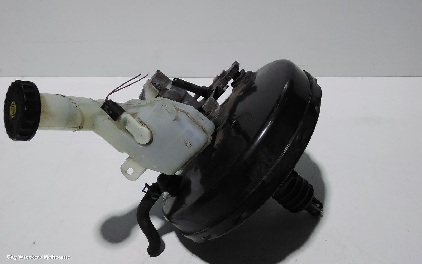 MITSUBISHI OUTLANDER 2013 Brake Booster