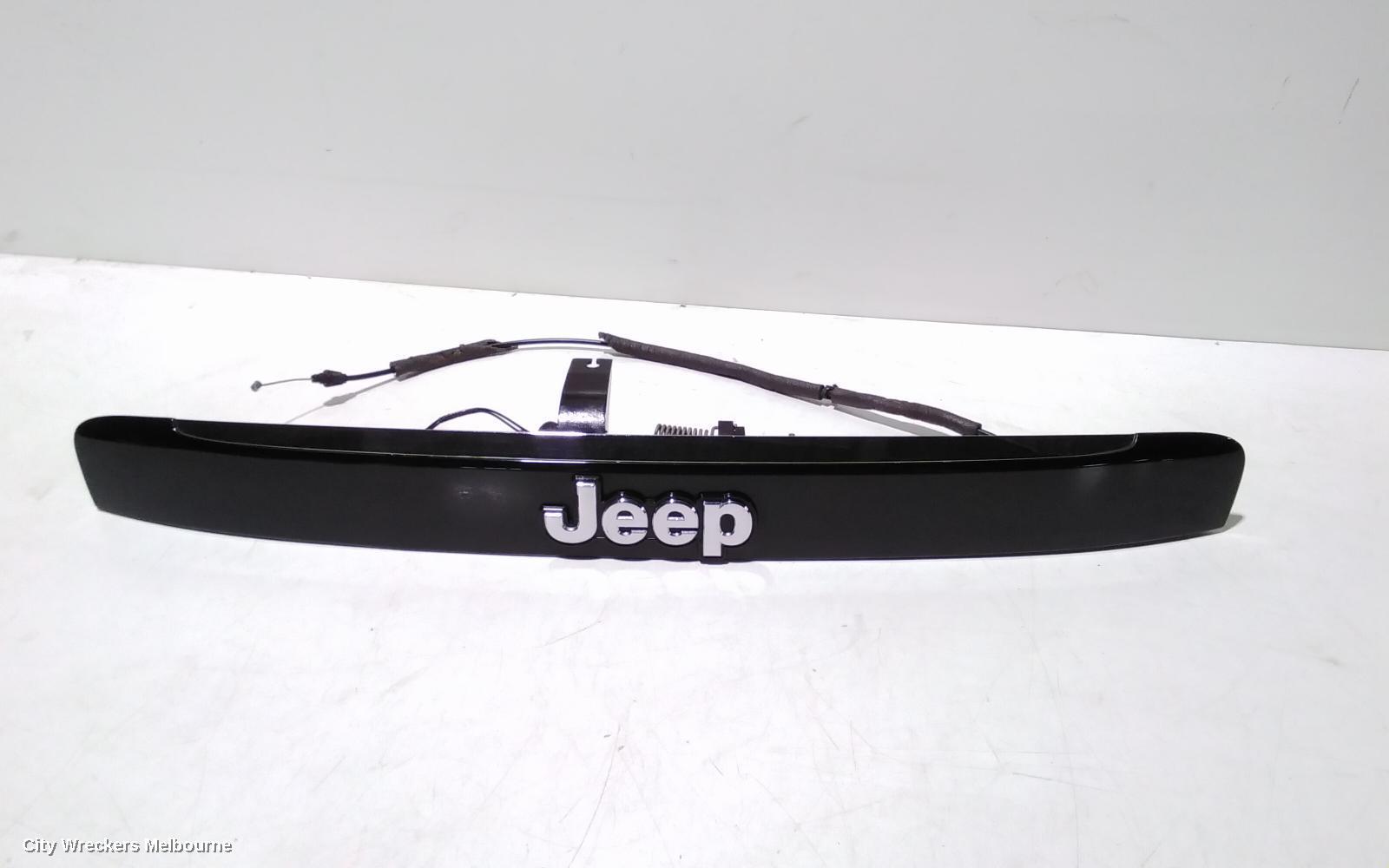 JEEP COMPASS 2013 Rear Garnish