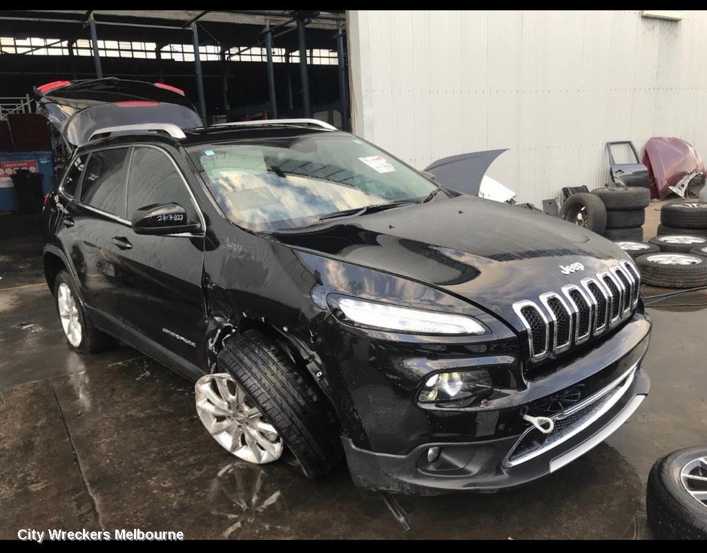 JEEP CHEROKEE 2015 Radiator Support