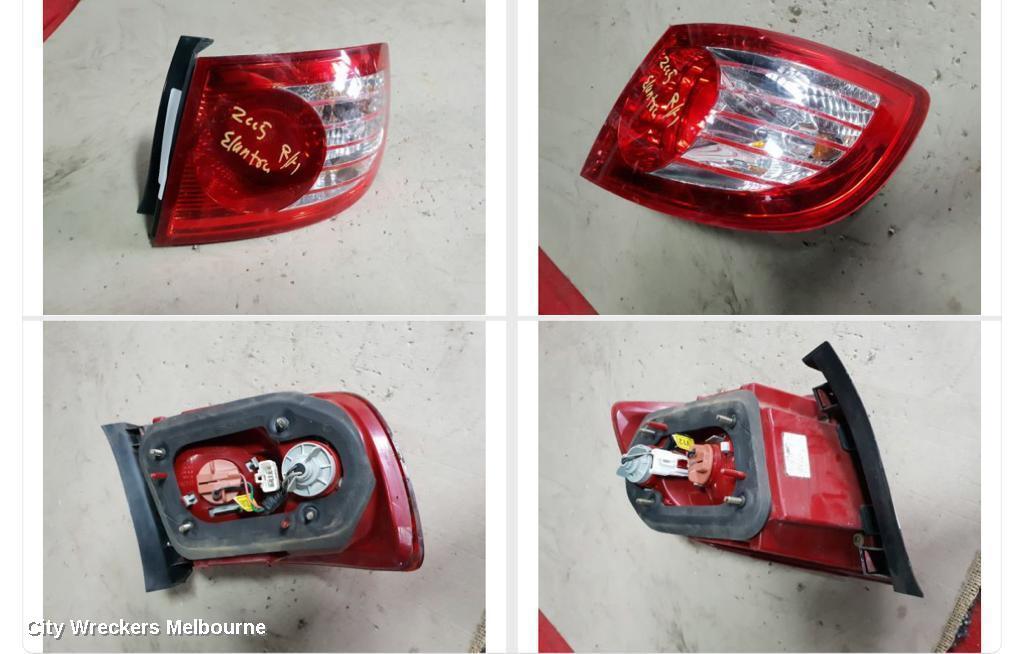 HYUNDAI ELANTRA 2003 Right Taillight