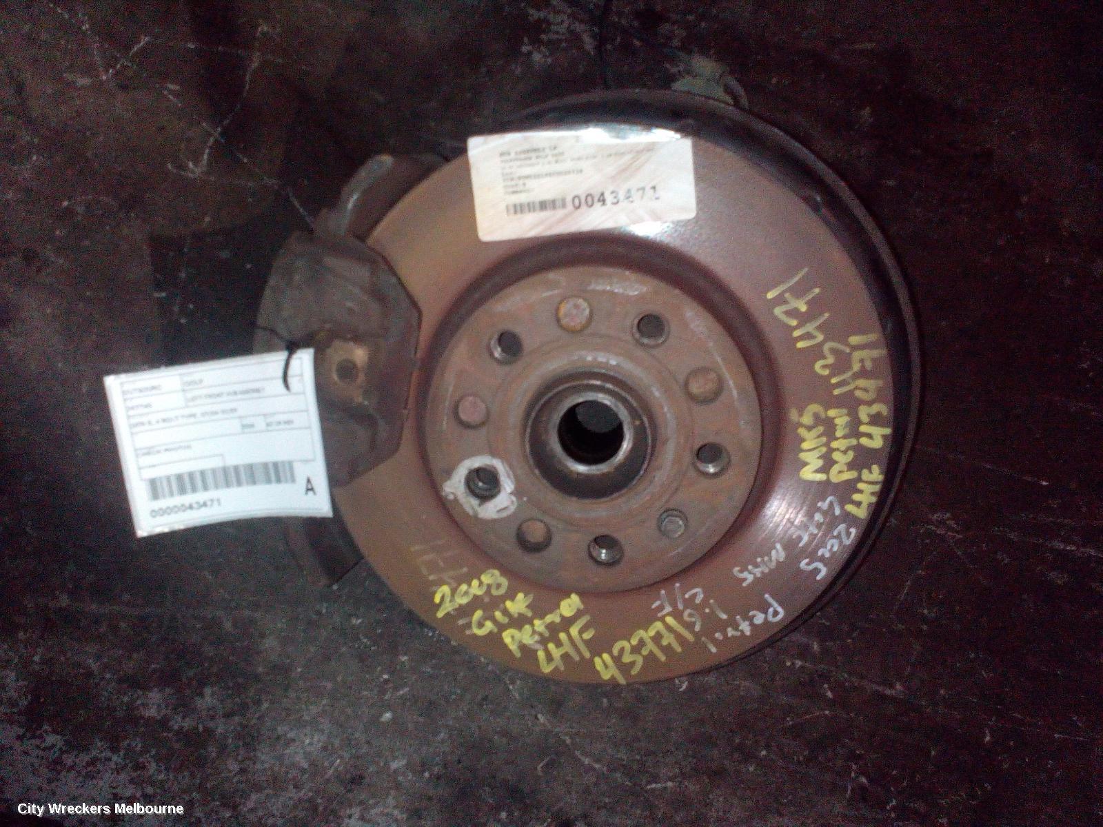 VOLKSWAGEN GOLF 2005 Left Front Hub Assembly