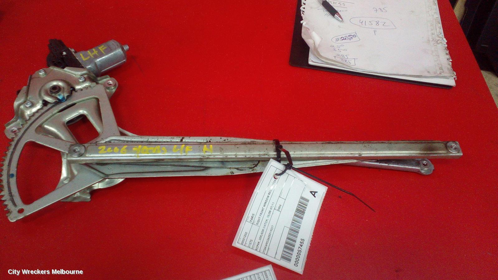 TOYOTA YARIS 2006 Right Front Window Reg/Motor