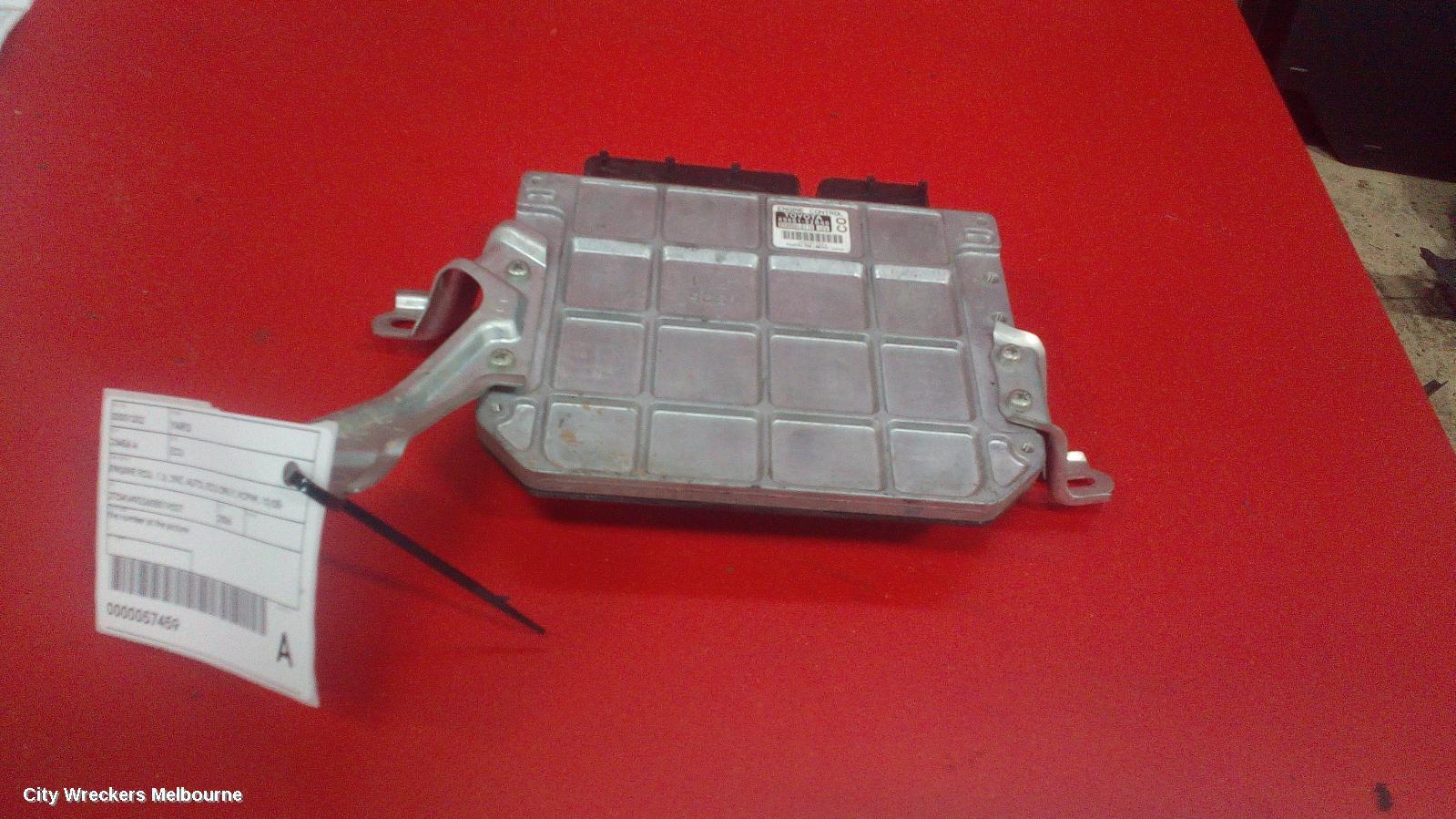 TOYOTA YARIS 2006 Ecu