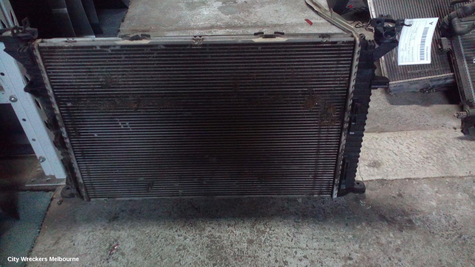 AUDI Q5 2010 Radiator