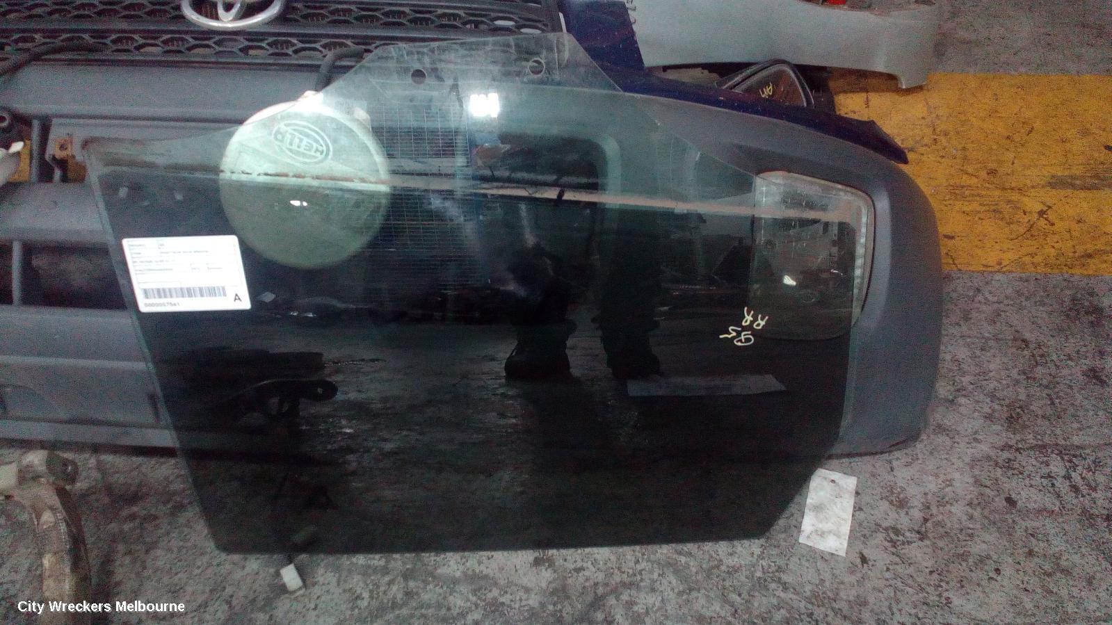 AUDI Q5 2010 Right Rear Door Window