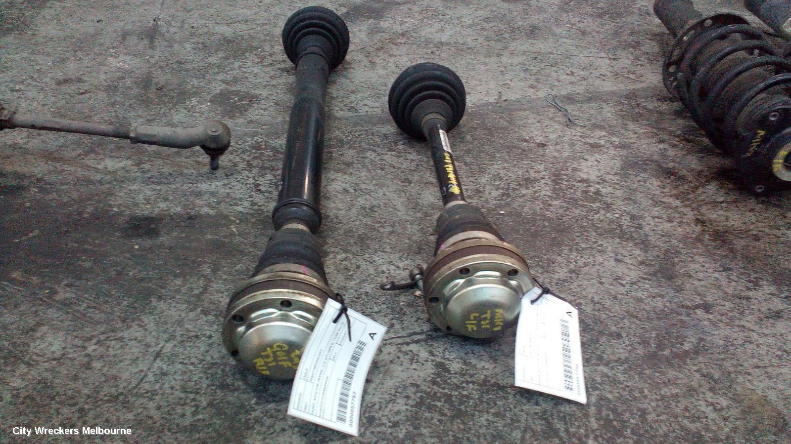 VOLKSWAGEN GOLF 2013 Left Driveshaft