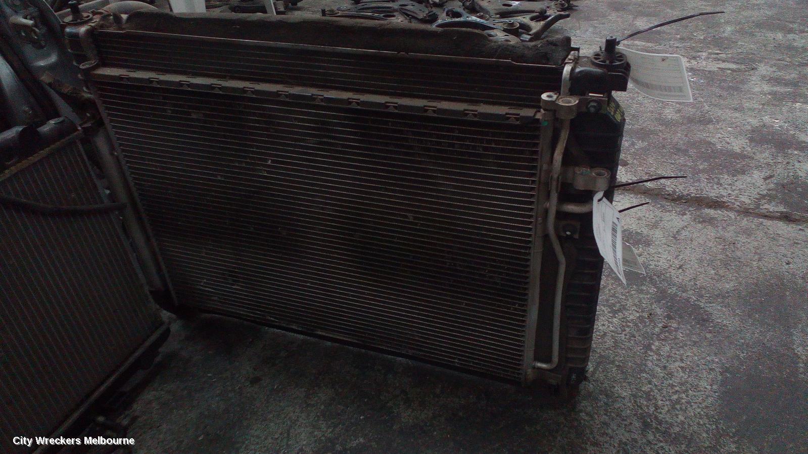 HOLDEN CAPTIVA 2010 Radiator