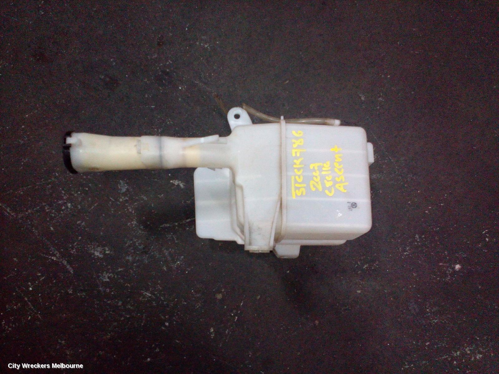 TOYOTA COROLLA 2007 Washer Bottle