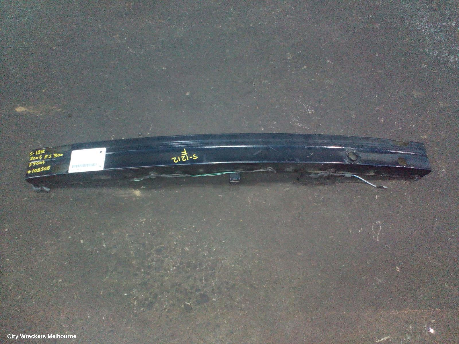 LEXUS ES300 (92-05) 2005 F/Bar Reinforc/Brack