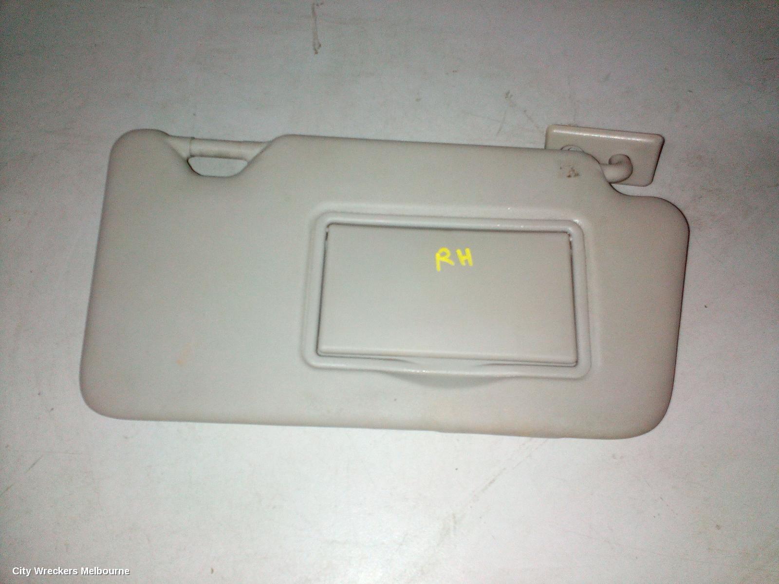NISSAN MICRA 2011 Right Headlamp