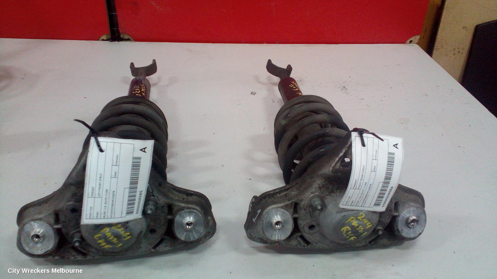 VOLKSWAGEN PASSAT 2004 Left Front Strut