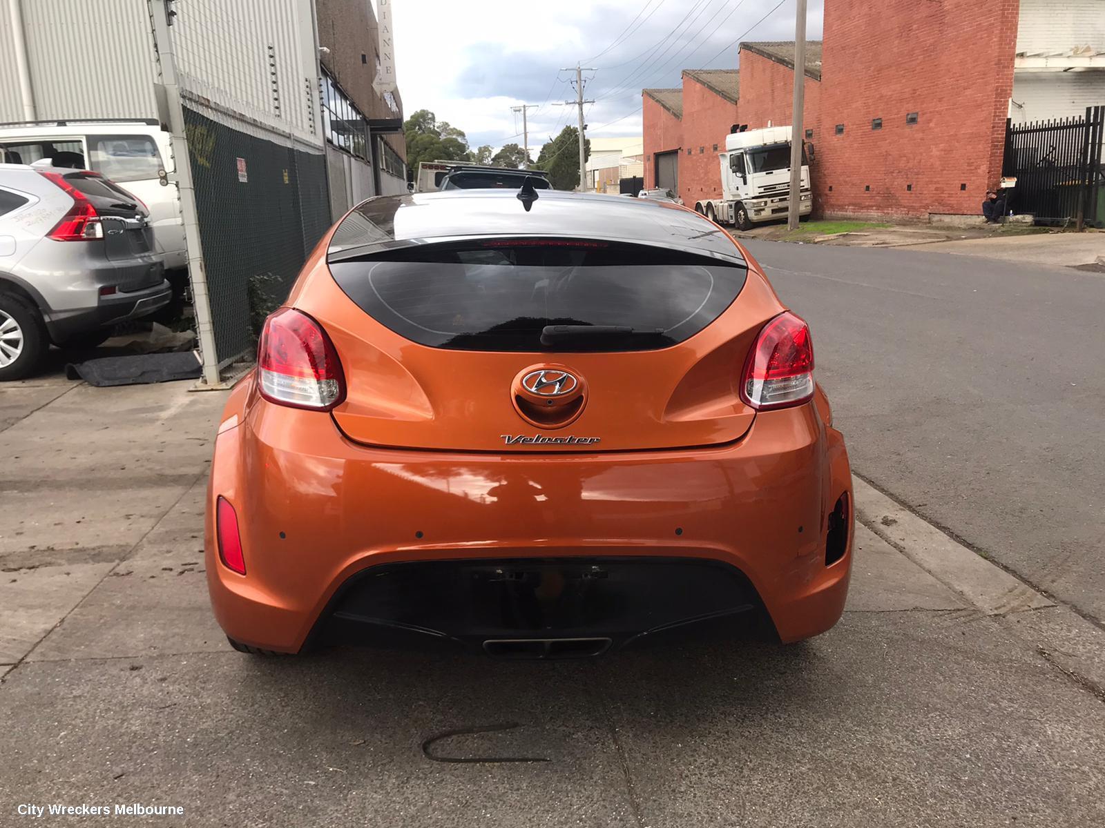 HYUNDAI VELOSTER 2015 Complete Interior