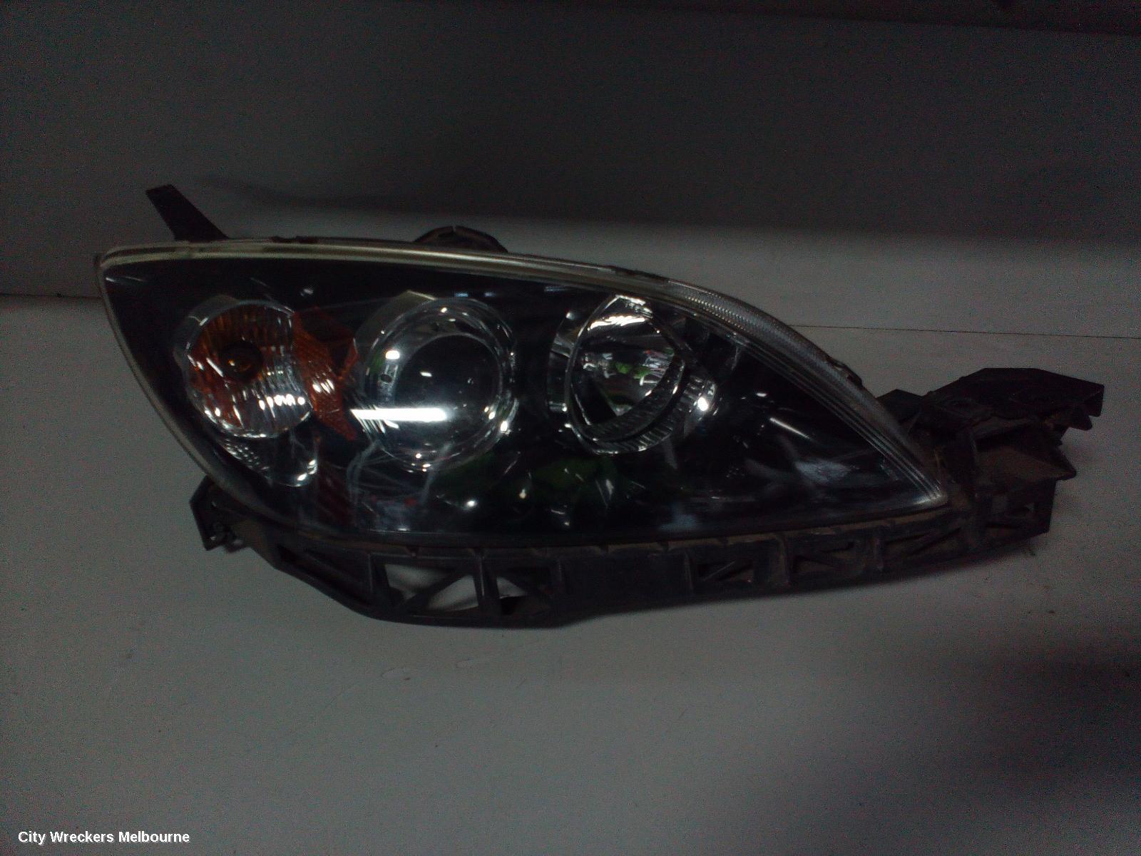 MAZDA 3 2006 Right Headlamp
