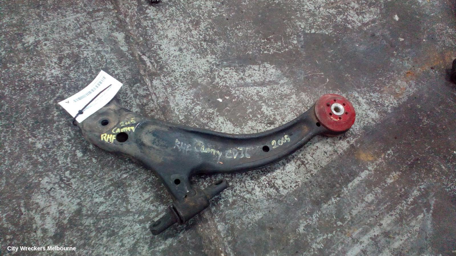 TOYOTA CAMRY 2005 Right Front Lower Control Arm