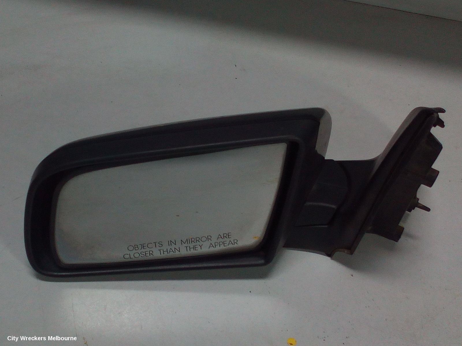 HOLDEN COMMODORE 2002 Left Door Mirror