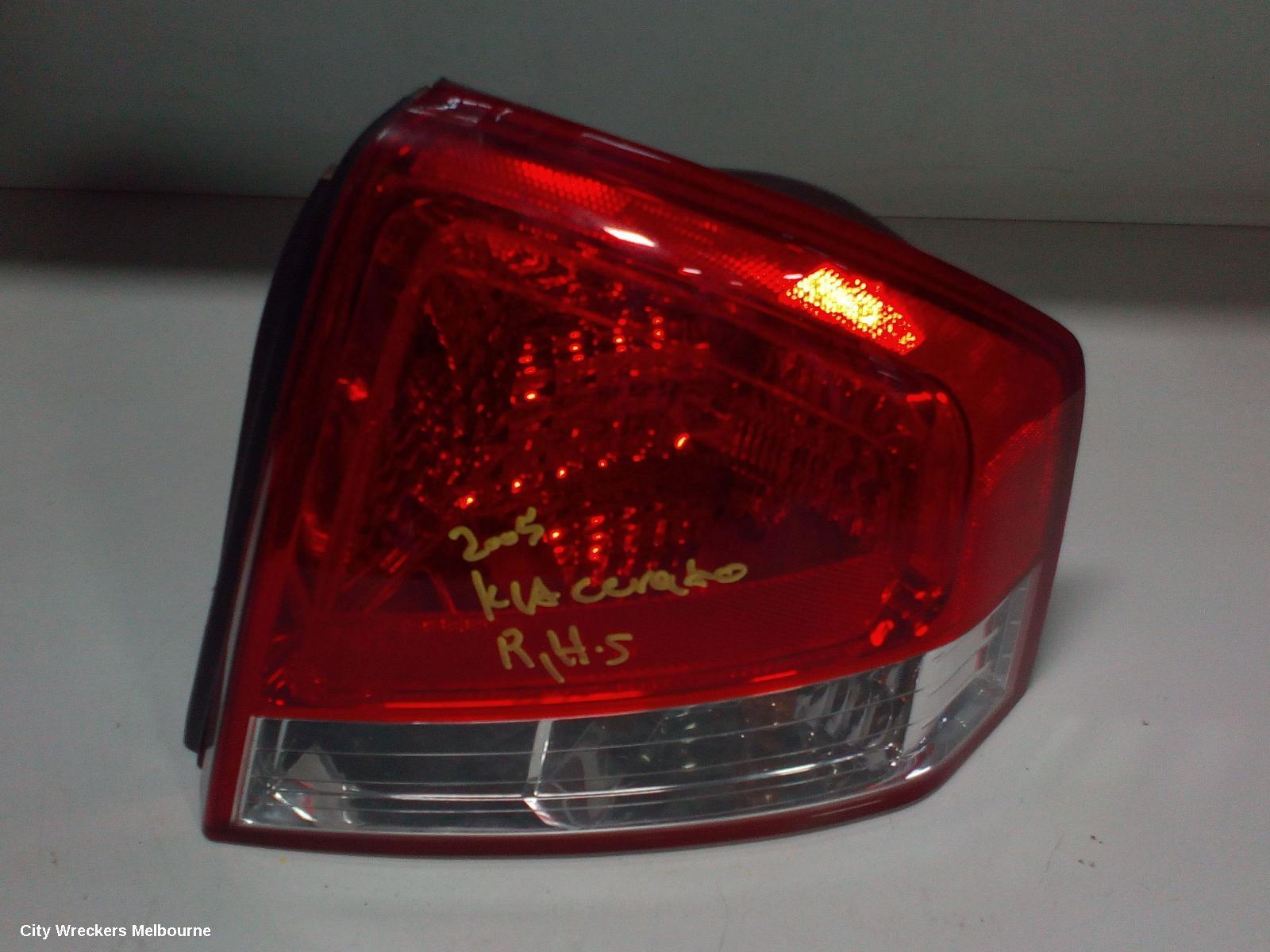 KIA CERATO 2008 Right Taillight