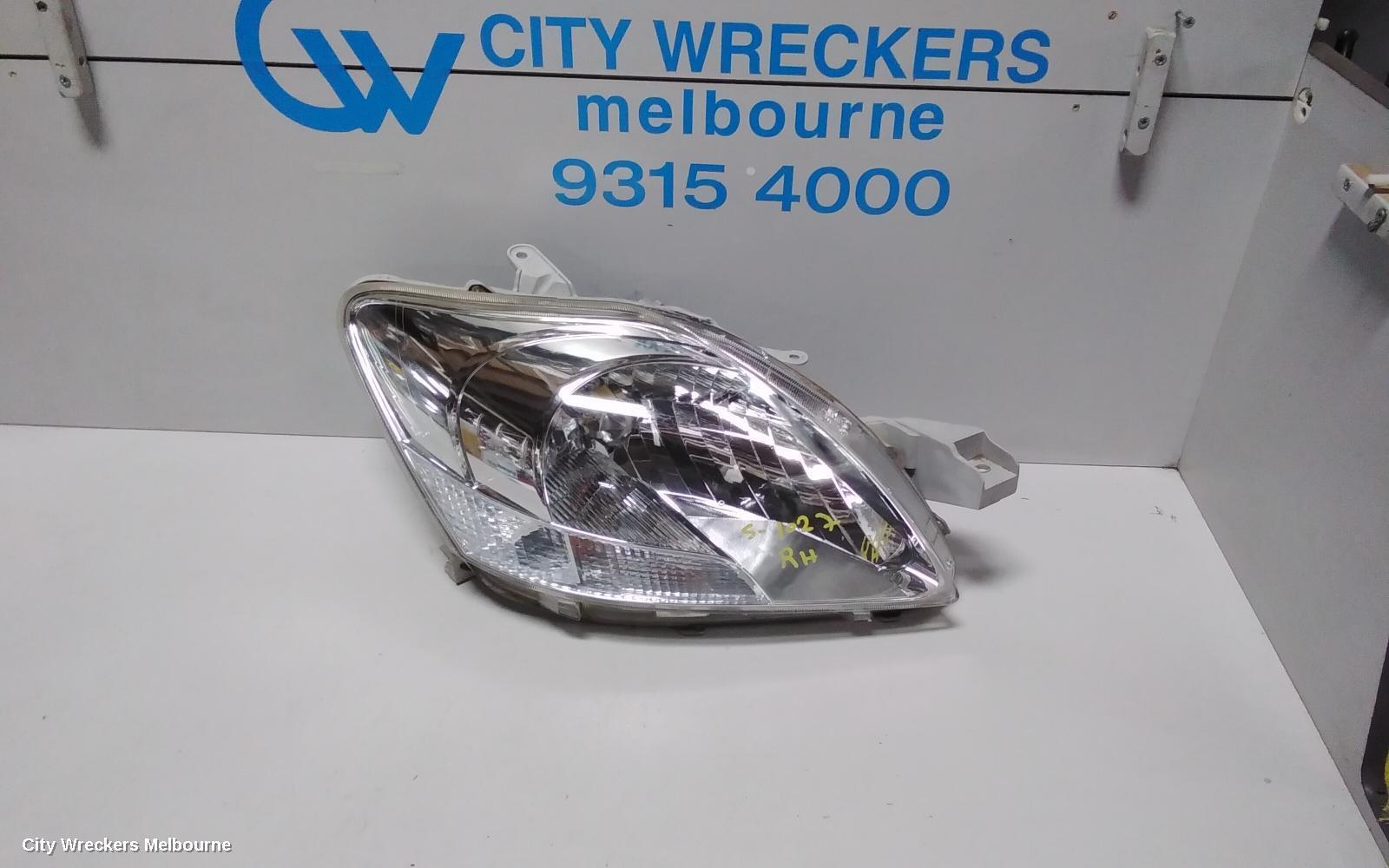 TOYOTA YARIS 2007 Right Headlamp