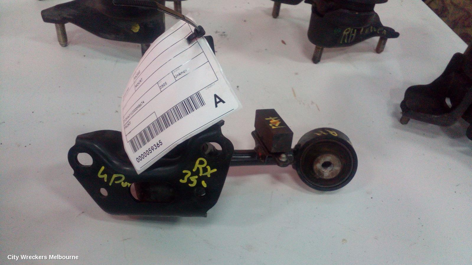 LEXUS RX SERIES 2005 Mount
