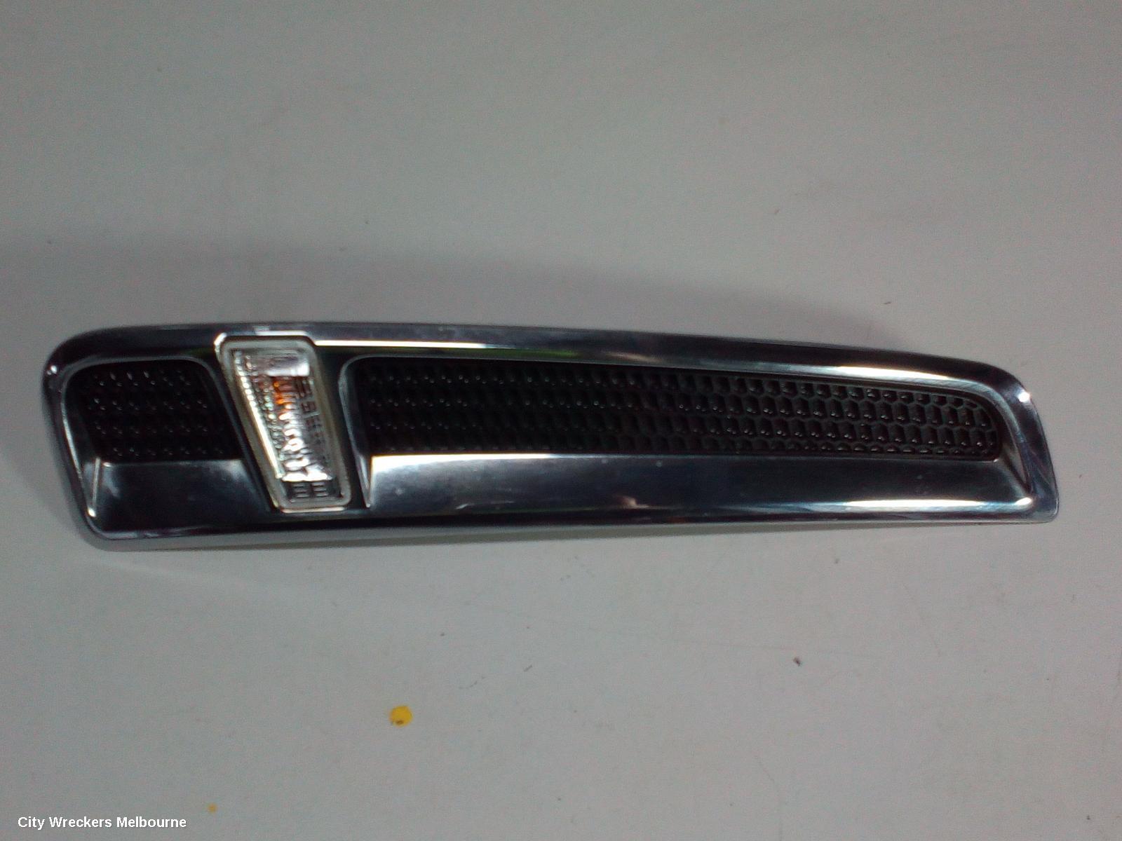 HOLDEN COMMODORE 2014 Right Indicator/Fog/Side
