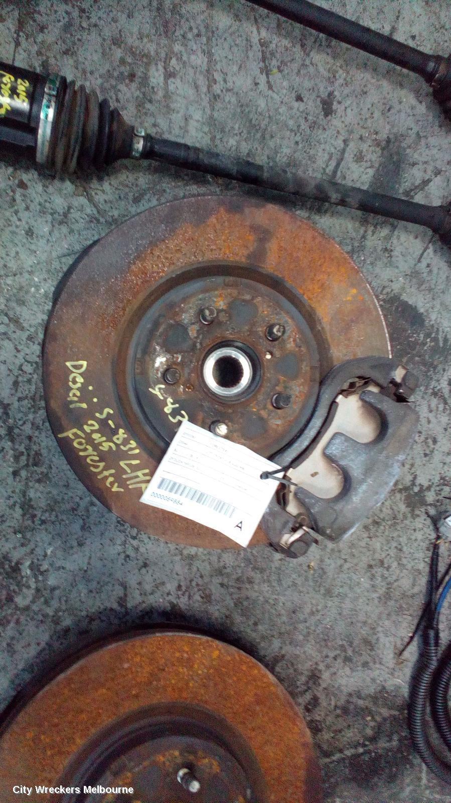 SUBARU FORESTER 2015 Left Front Hub Assembly