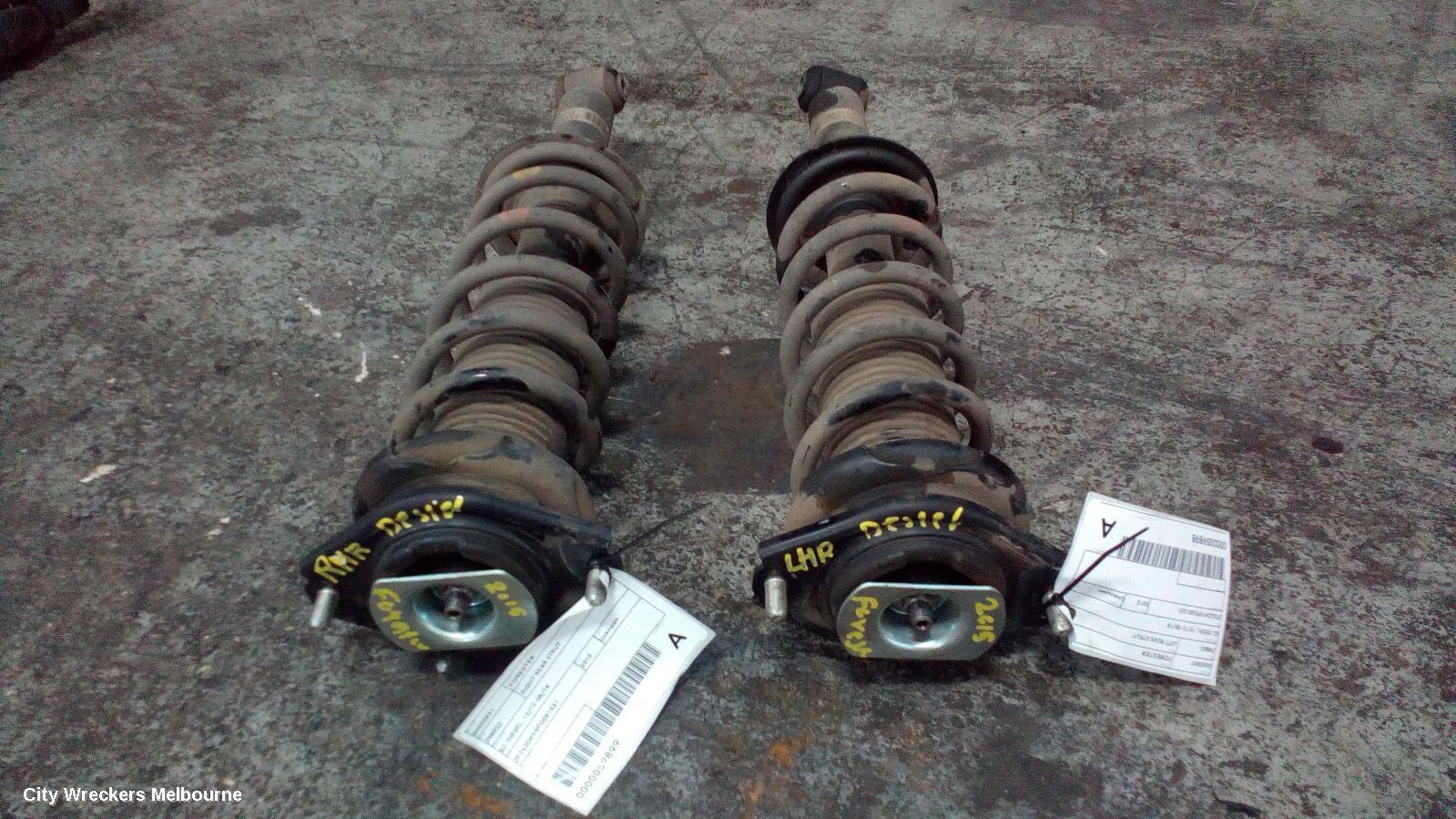 SUBARU FORESTER 2015 Left Rear Strut
