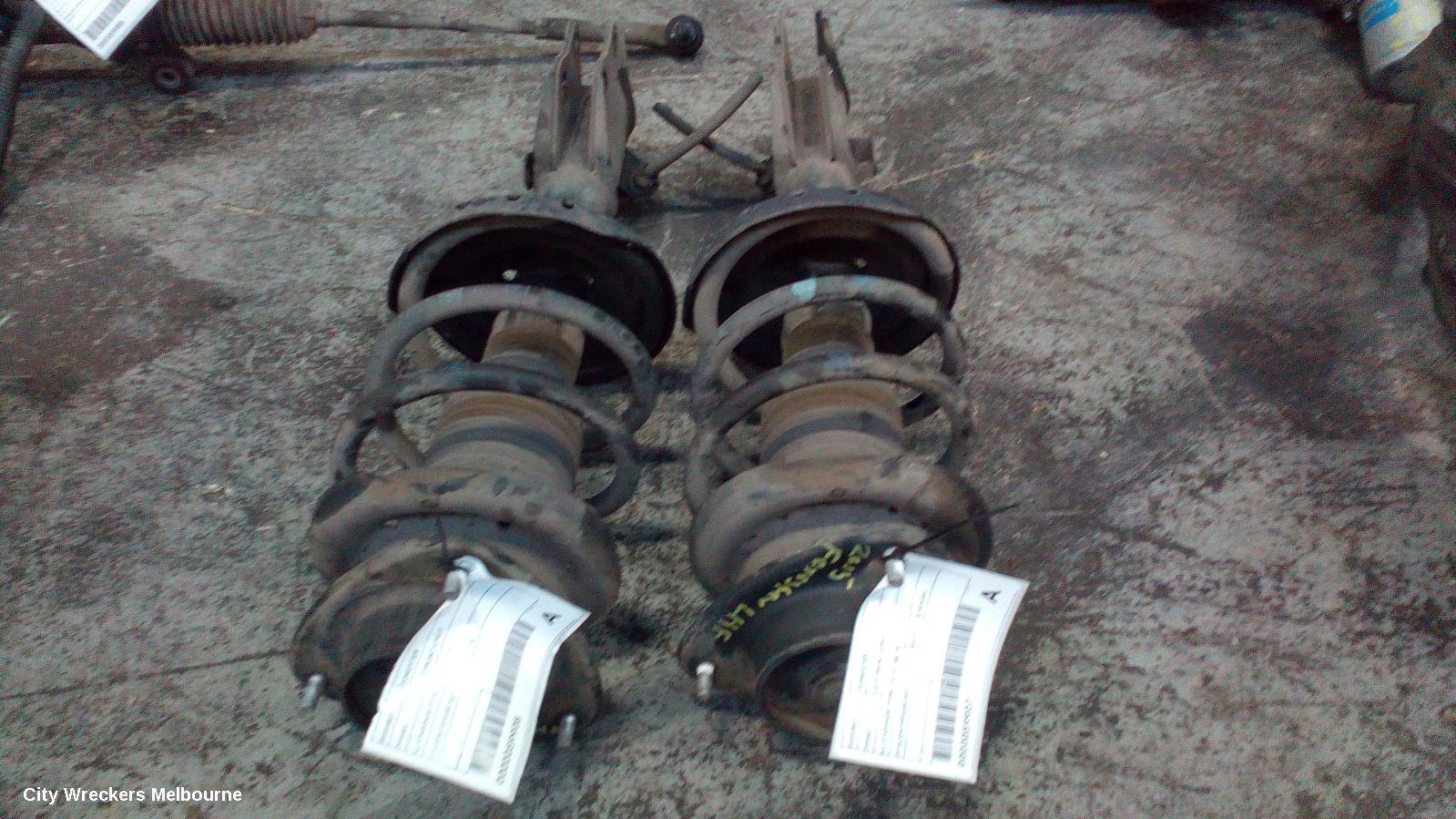 SUBARU FORESTER 2015 Left Front Strut