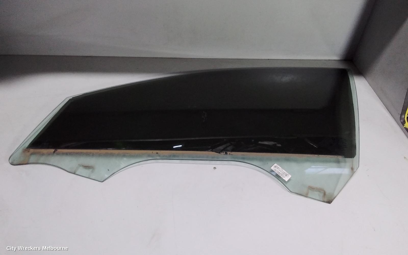 HOLDEN COMMODORE 2014 Left Front Door Window