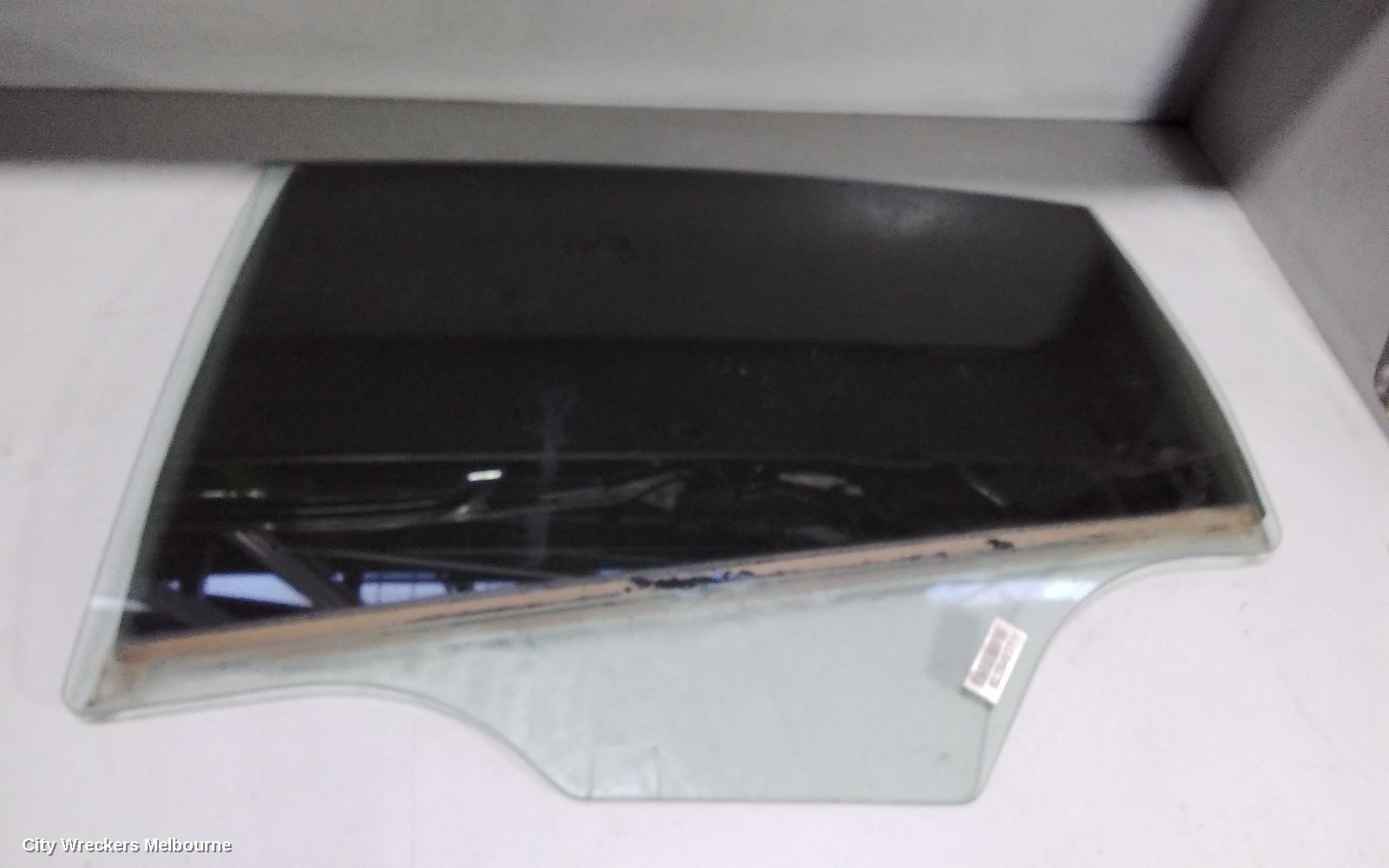 HOLDEN COMMODORE 2014 Left Rear Door Window