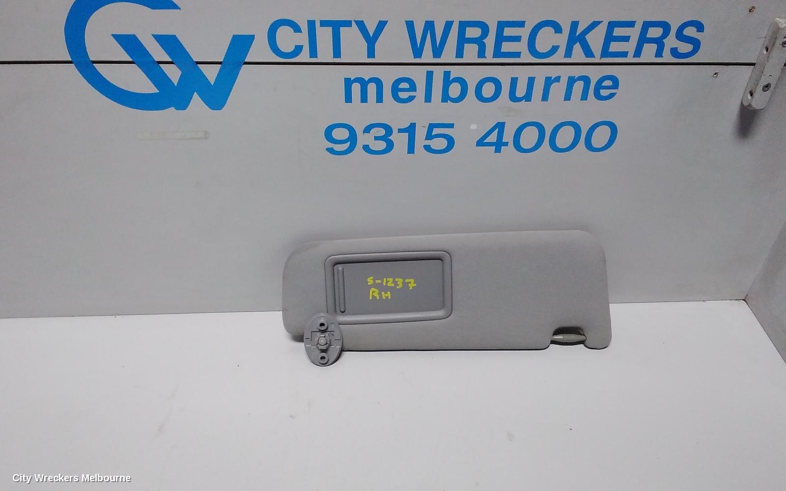 TOYOTA CAMRY 2013 Sunvisor