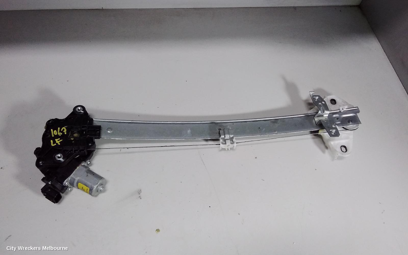 HONDA CIVIC 2018 Left Front Window Reg/Motor
