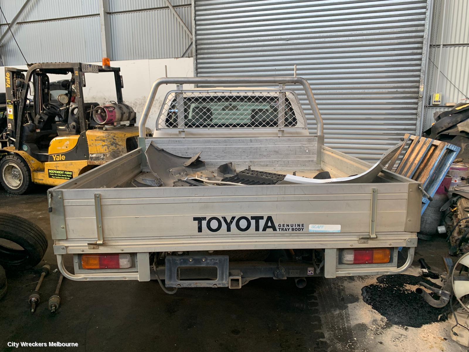 TOYOTA HILUX 2006 Sunvisor