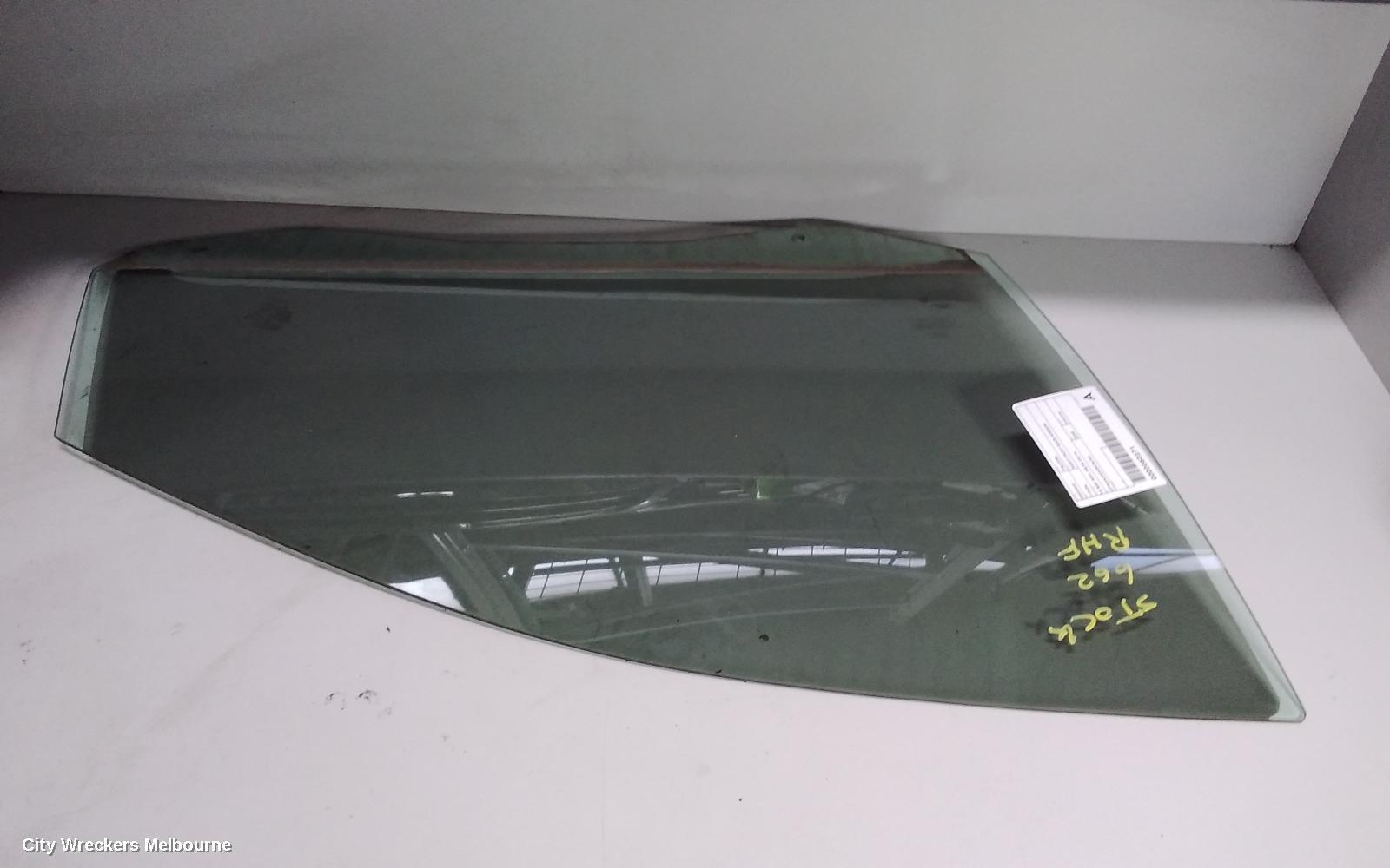 FORD FALCON 2008 Right Front Door Window