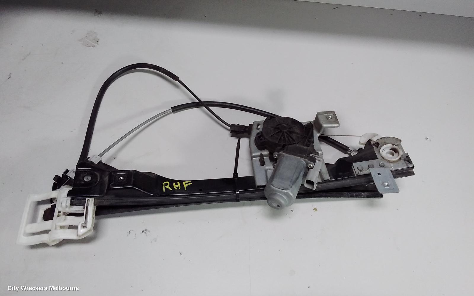 FORD FALCON 2008 Right Front Window Reg/Motor