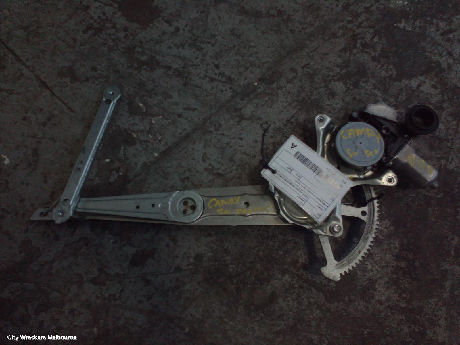 TOYOTA CAMRY 2013 Right Front Window Reg/Motor