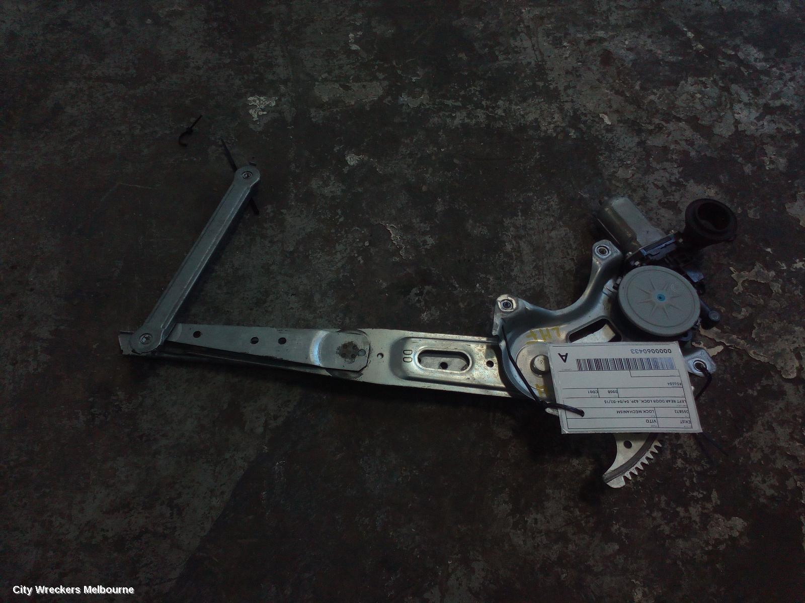 MERCEDES VITO 2008 Door/Boot/Gate Lock