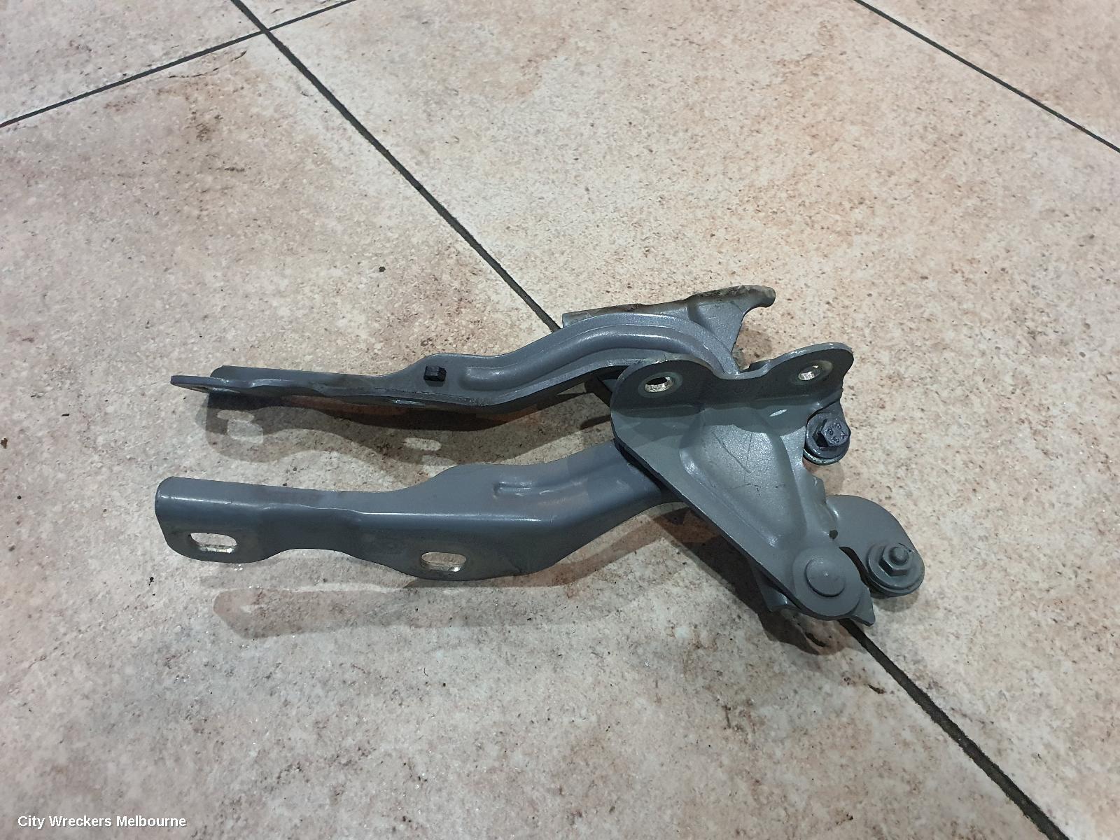 HOLDEN BARINA 2013 Bonnet Hinge/Strut
