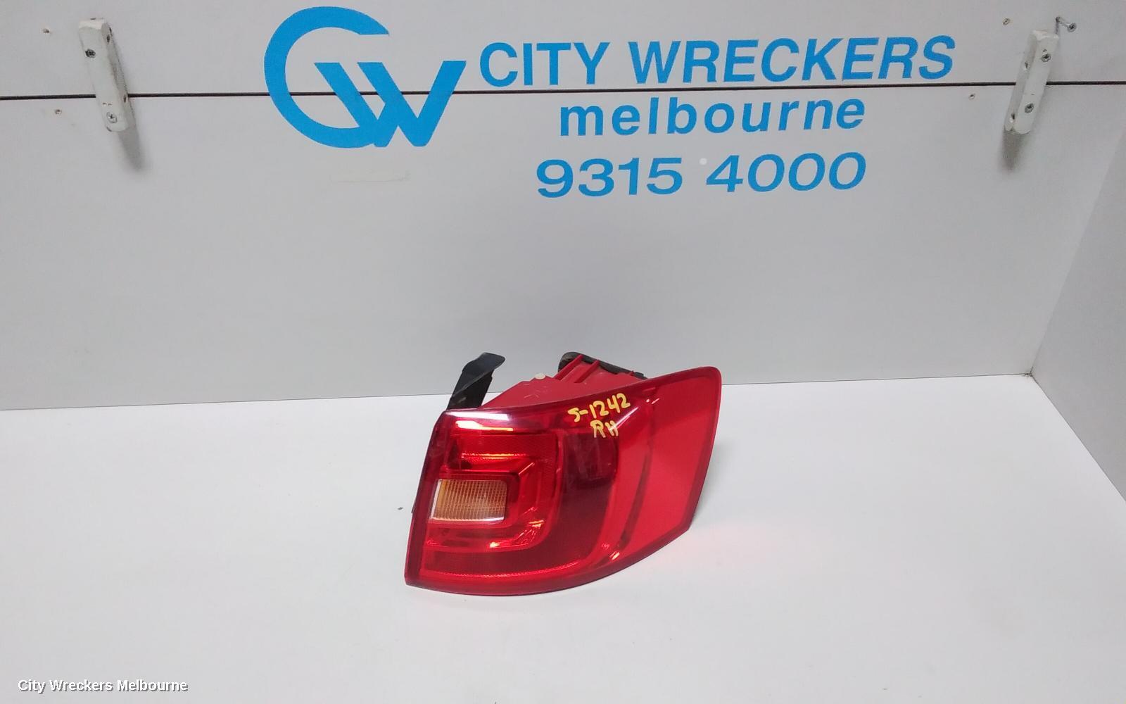 VOLKSWAGEN JETTA 2012 Right Taillight
