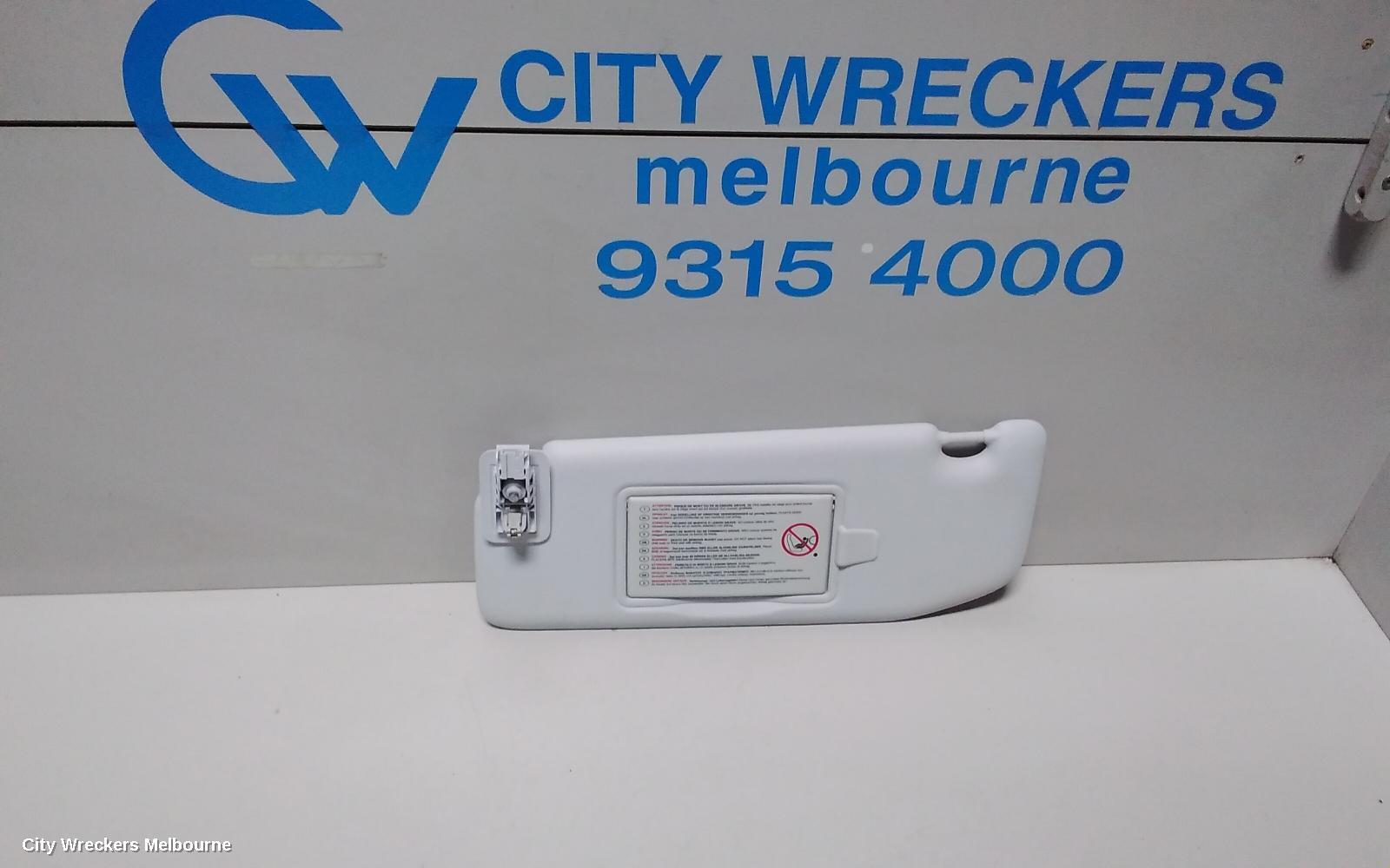 PEUGEOT 208 2014 Sunvisor