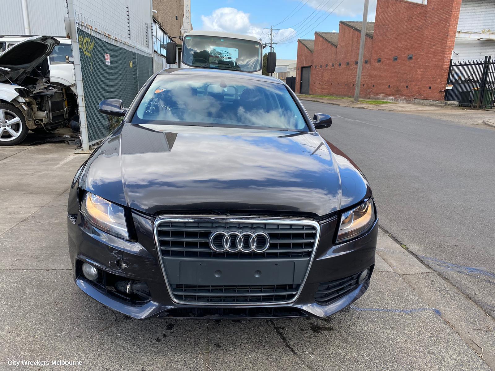AUDI A4 2010 Left Door Mirror