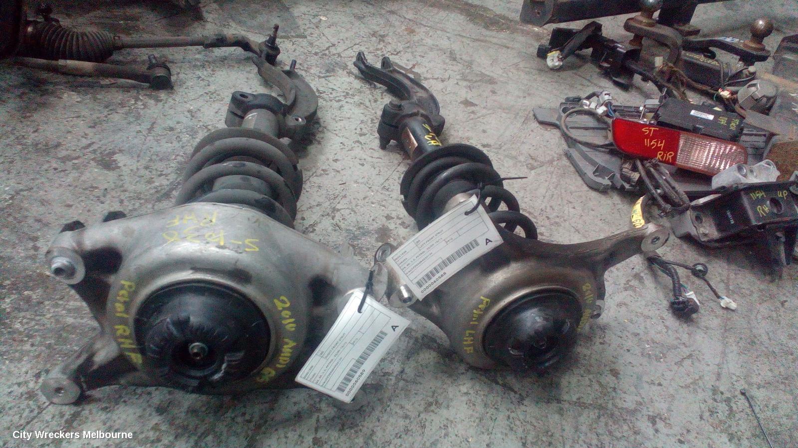 AUDI Q5 2010 Right Front Strut
