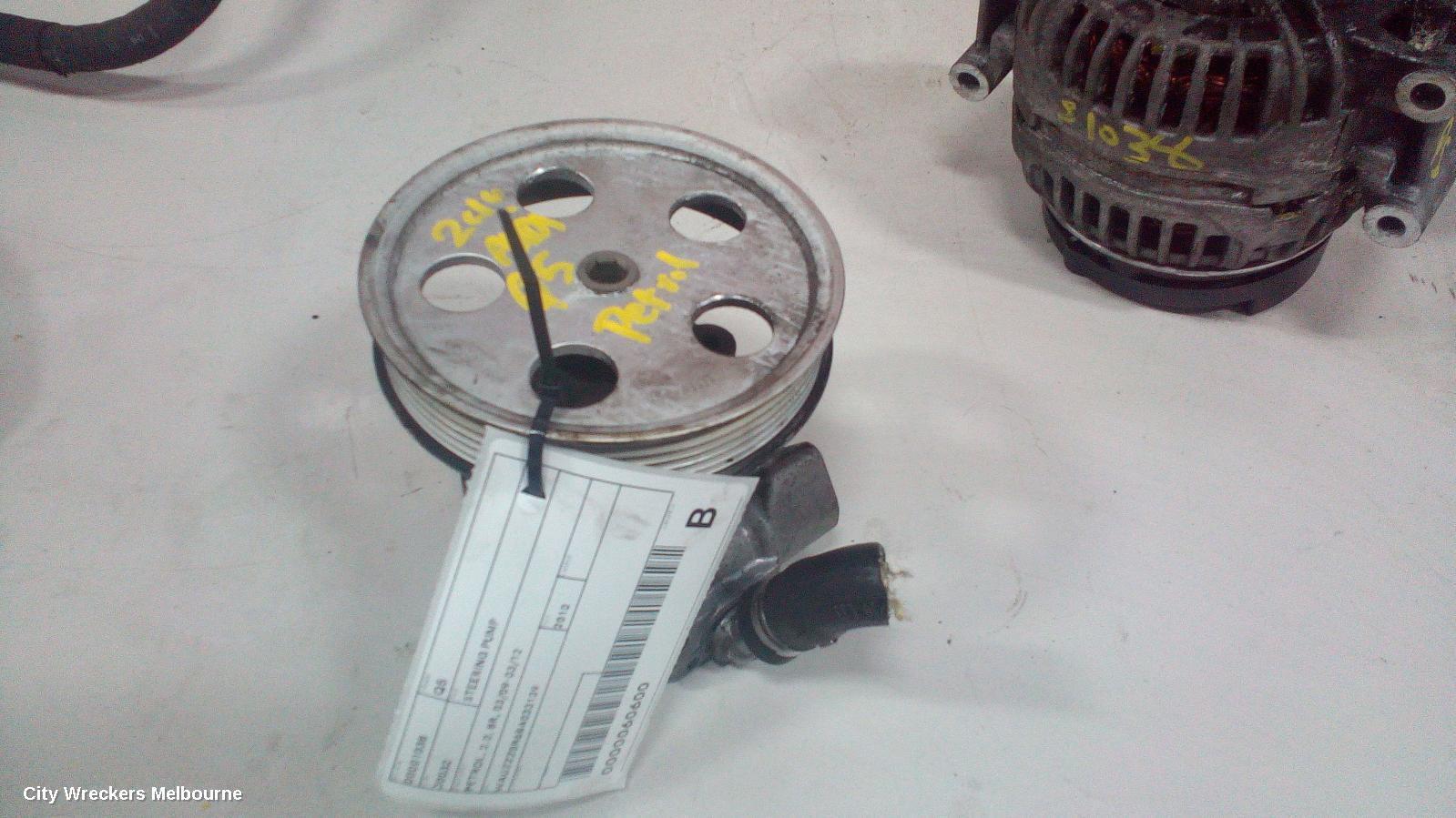 AUDI Q5 2010 Steering Pump