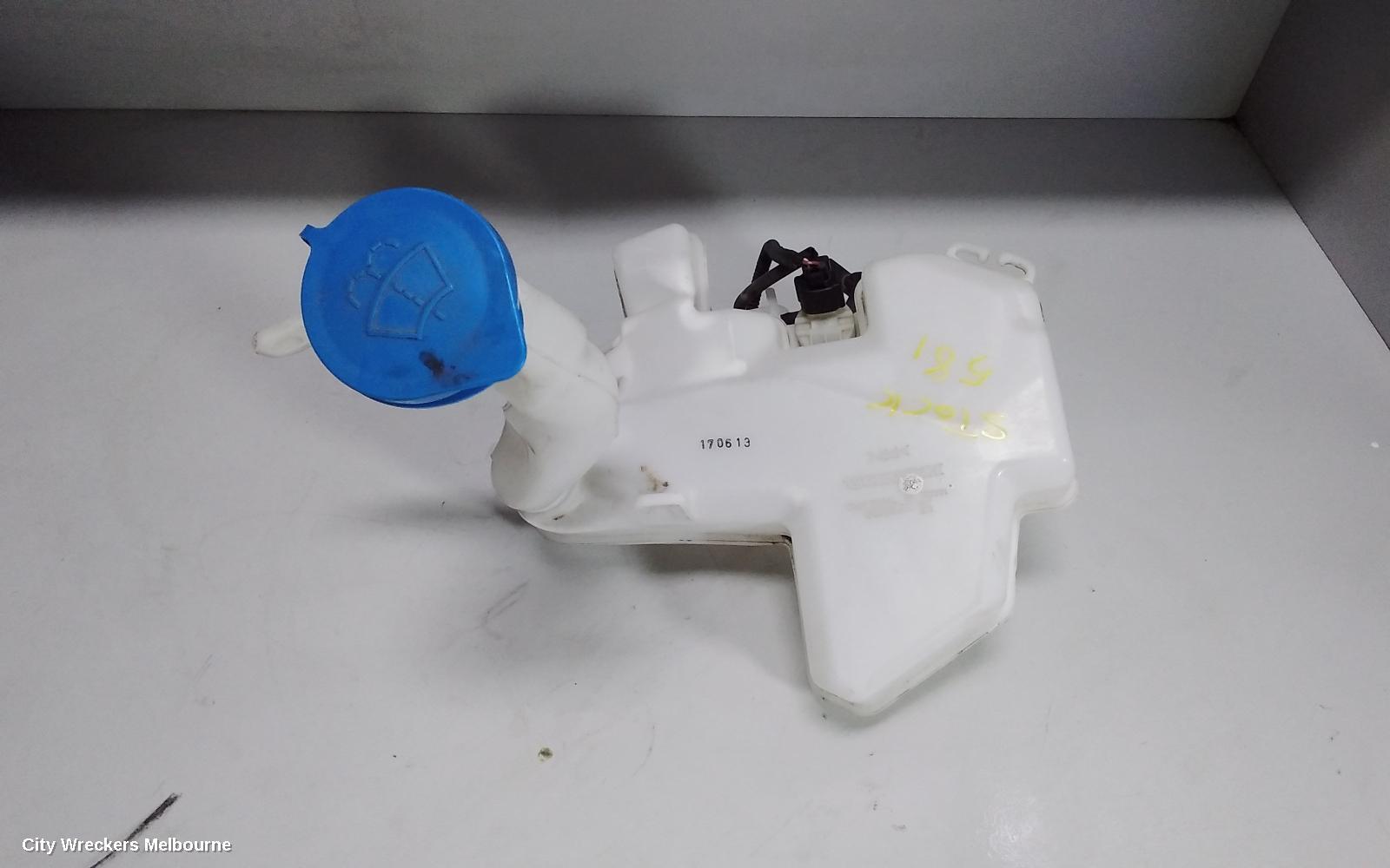 HONDA HRV 2017 Washer Bottle