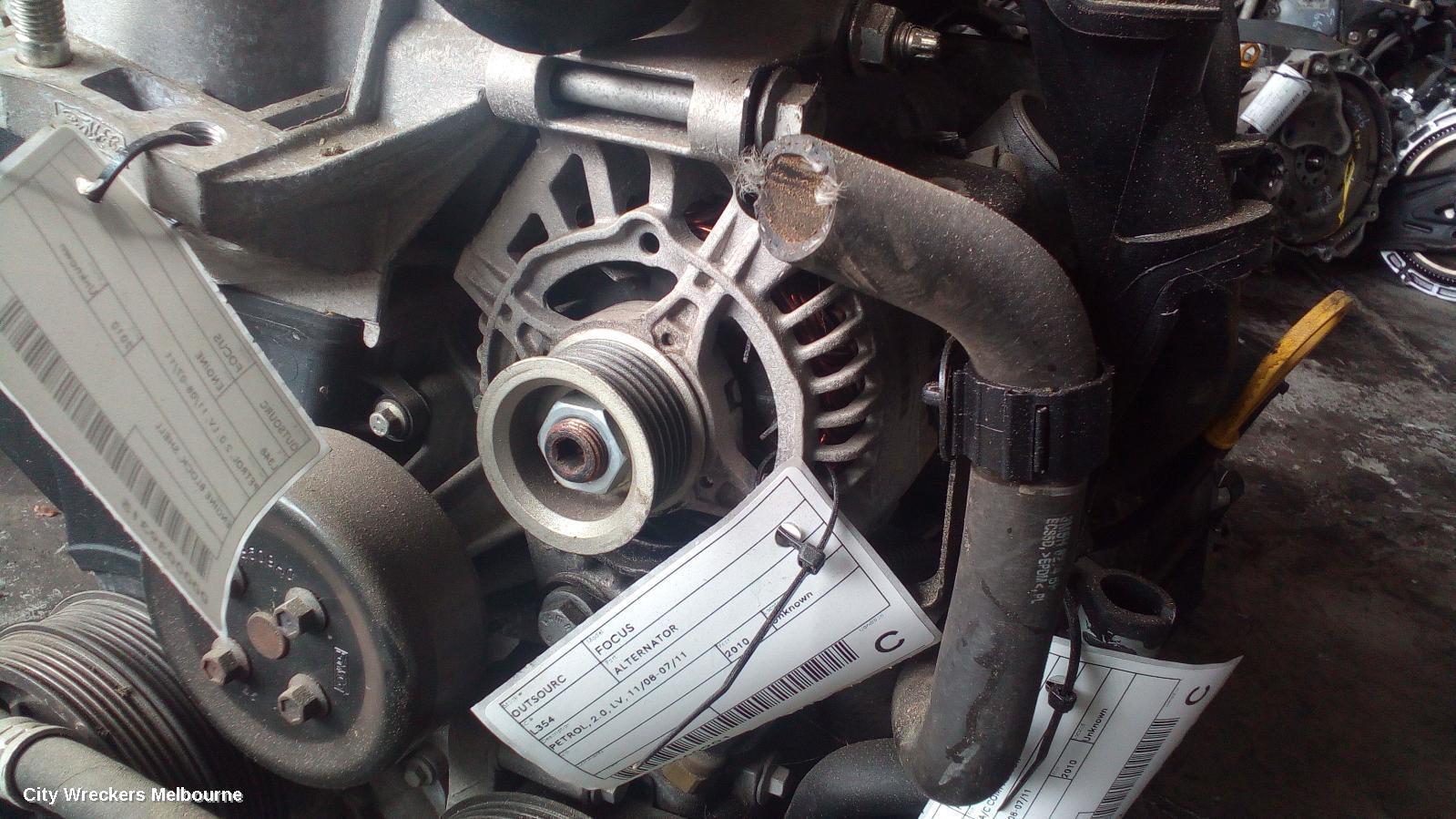 FORD FOCUS 2010 Alternator