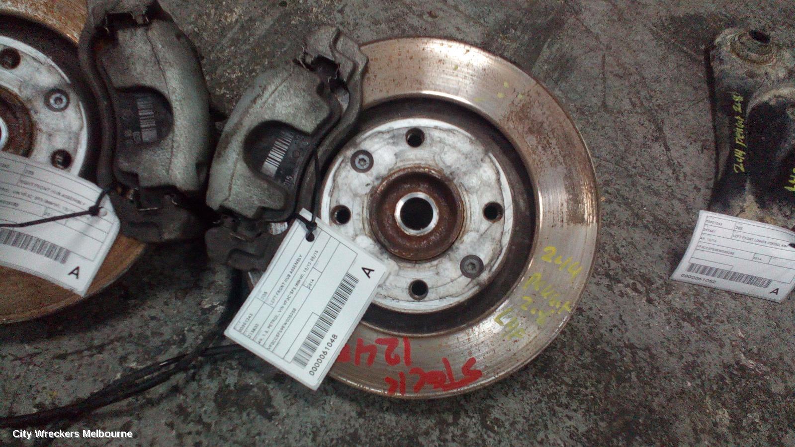 PEUGEOT 208 2014 Left Front Hub Assembly