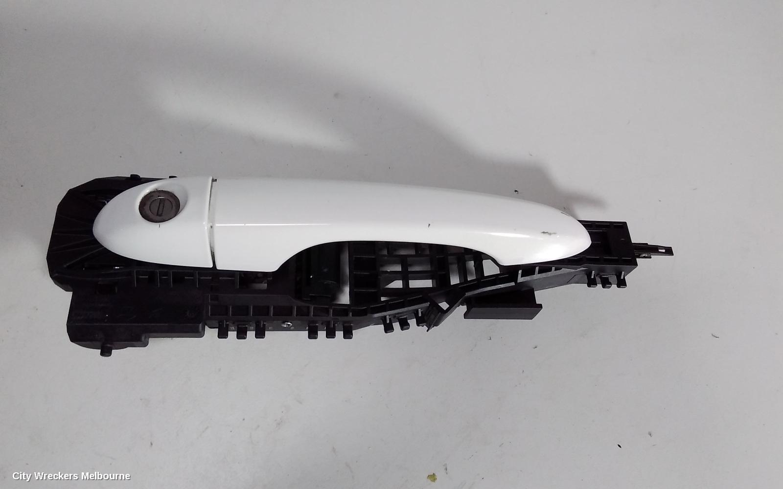 JEEP CHEROKEE 2014 Door Handle